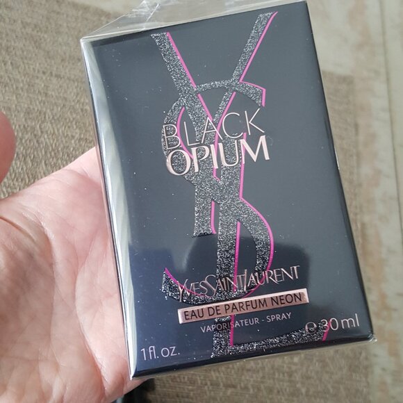 YSL Black Opium Neon Perfume by Yves Saint Laurent - 1.0 oz Eau De Parfum Spray - Picture 3 of 8